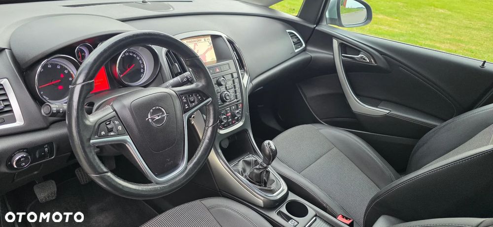 Opel Astra 1.6 Turbo Innovation - 18