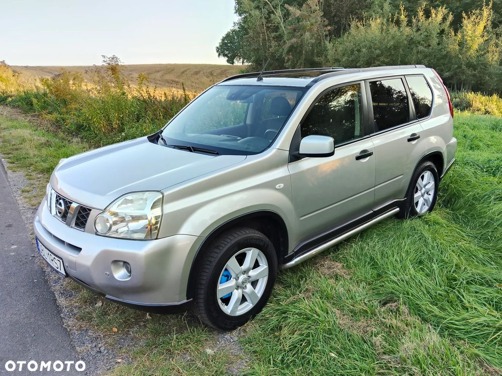 Nissan X-Trail 2.0 dCi 4x4 DPF SE - 12
