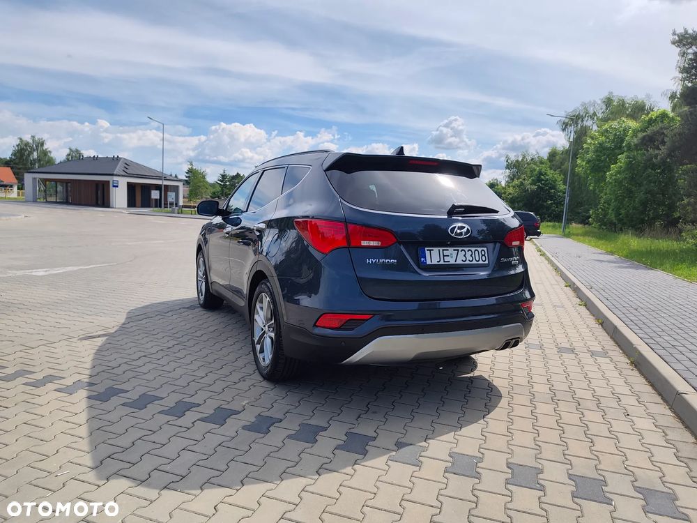 Hyundai Santa Fe - 4
