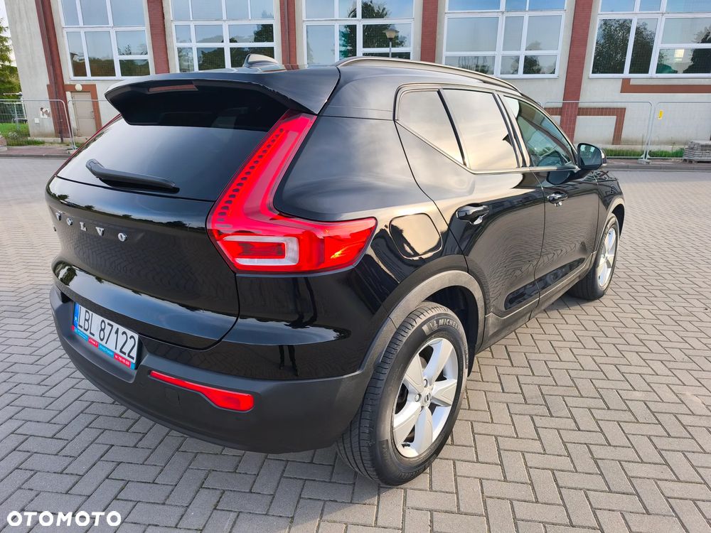 Volvo XC 40 T3 Momentum Pro - 19