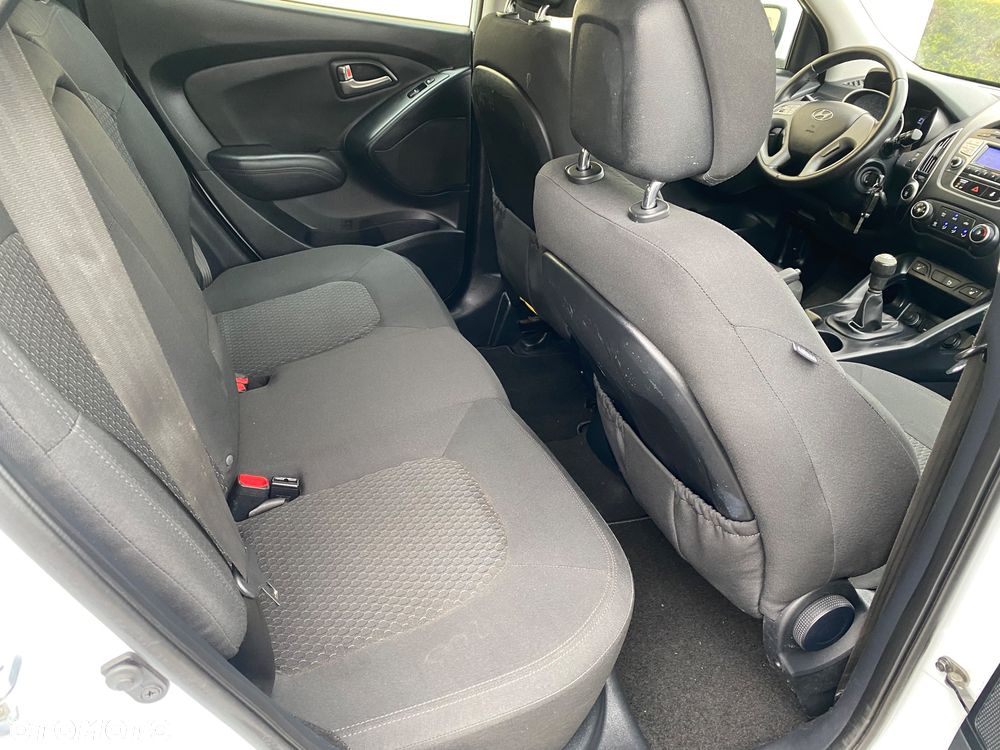 Hyundai ix35 2.0 2WD Style - 17