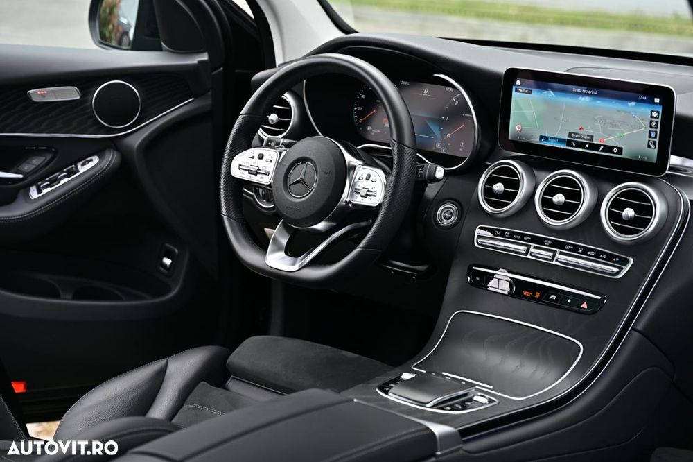 Mercedes-Benz GLC 300 d 4MATIC 9G-TRONIC AMG Line Plus - 15
