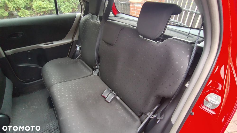Toyota Yaris 1.3 Terra - 6