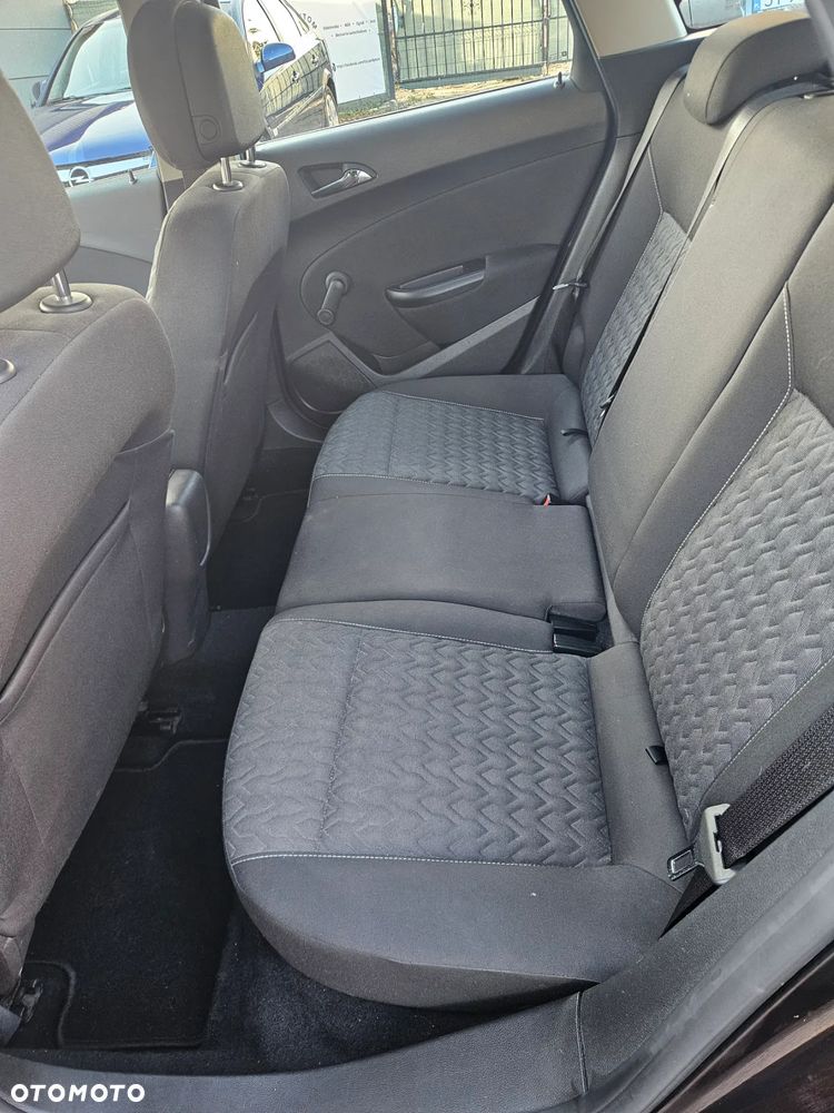 Opel Astra 1.7 CDTI Cosmo - 10