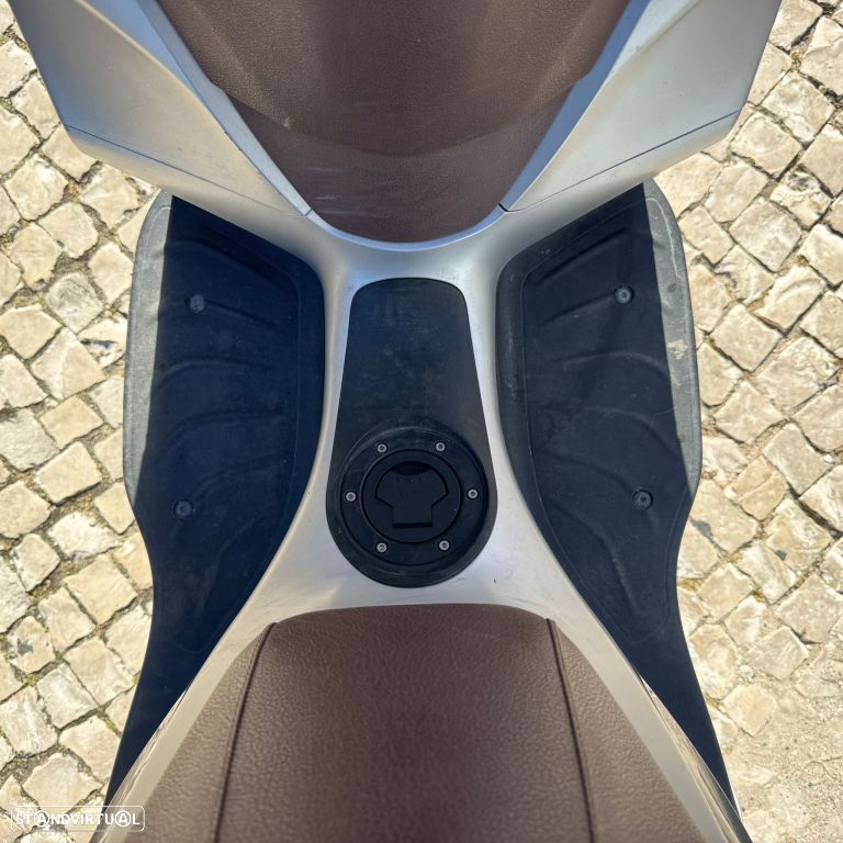 Piaggio Medley 125 - 18
