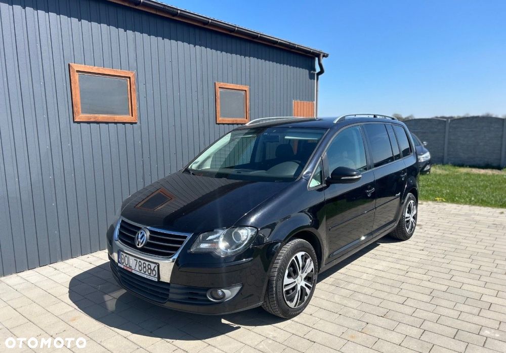 Volkswagen Touran - 2