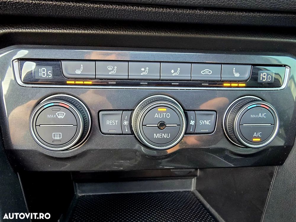 Volkswagen Tiguan - 15
