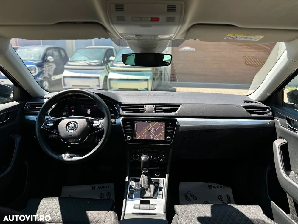 Skoda Superb 2.0 TDI DSG Ambition - 17