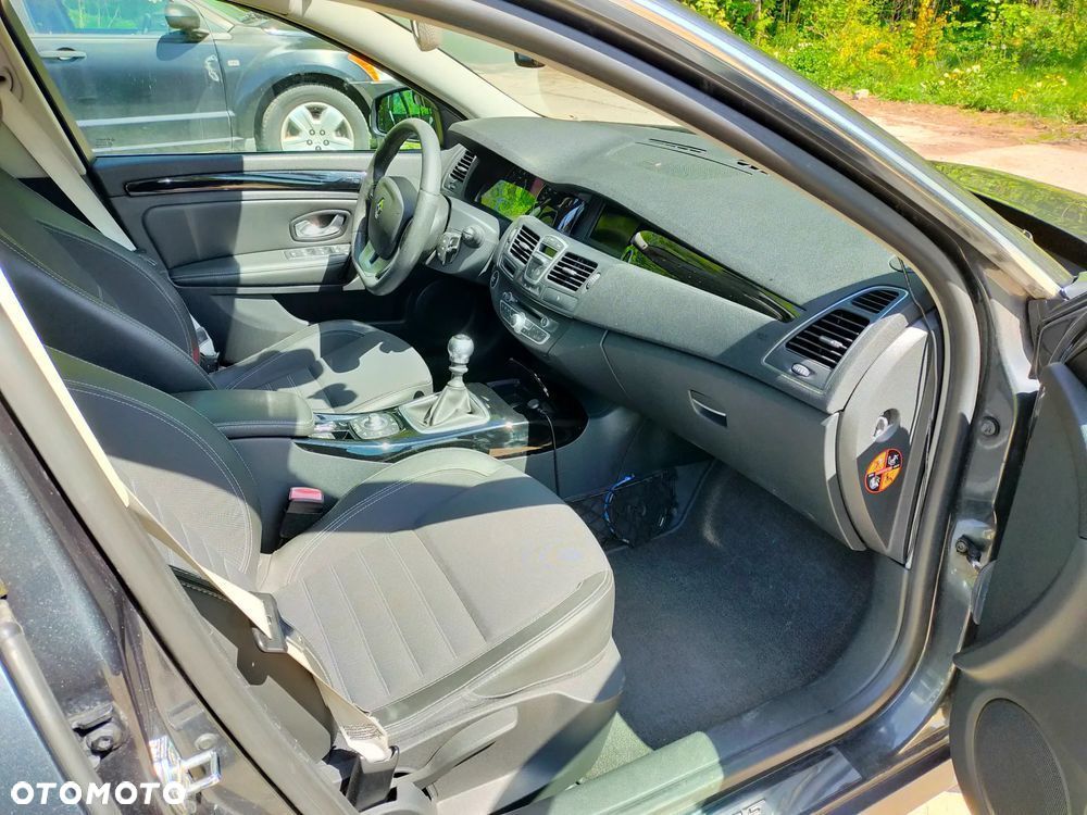 Renault Laguna 2.0 Bose Edition - 17