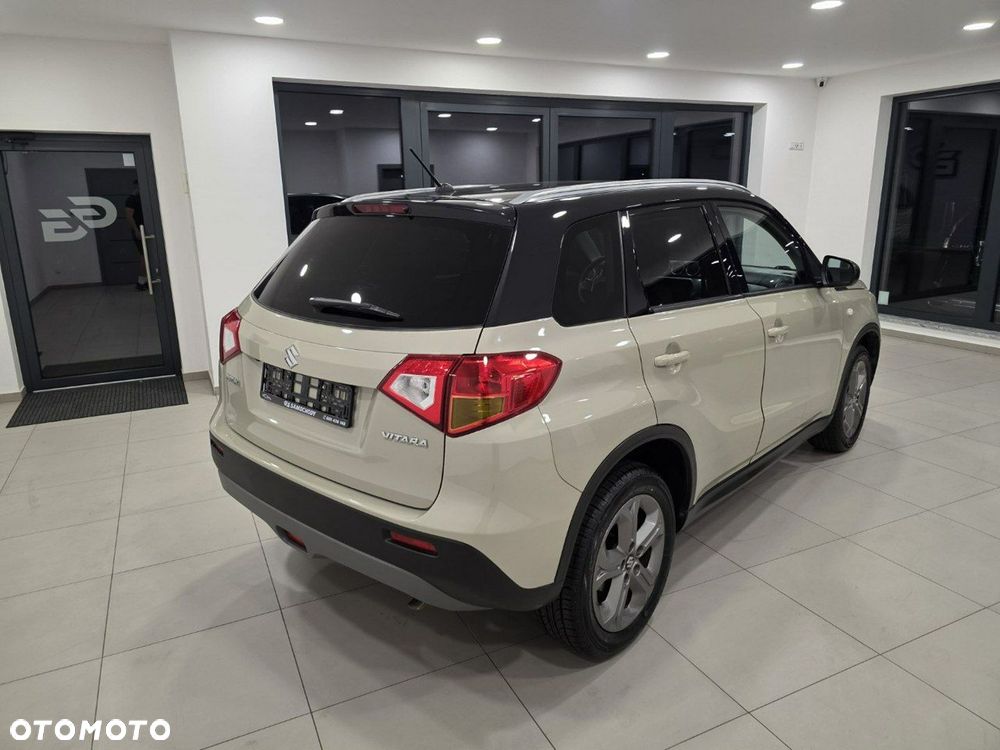 Suzuki Vitara 1.6 (4x2) Comfort+ - 8