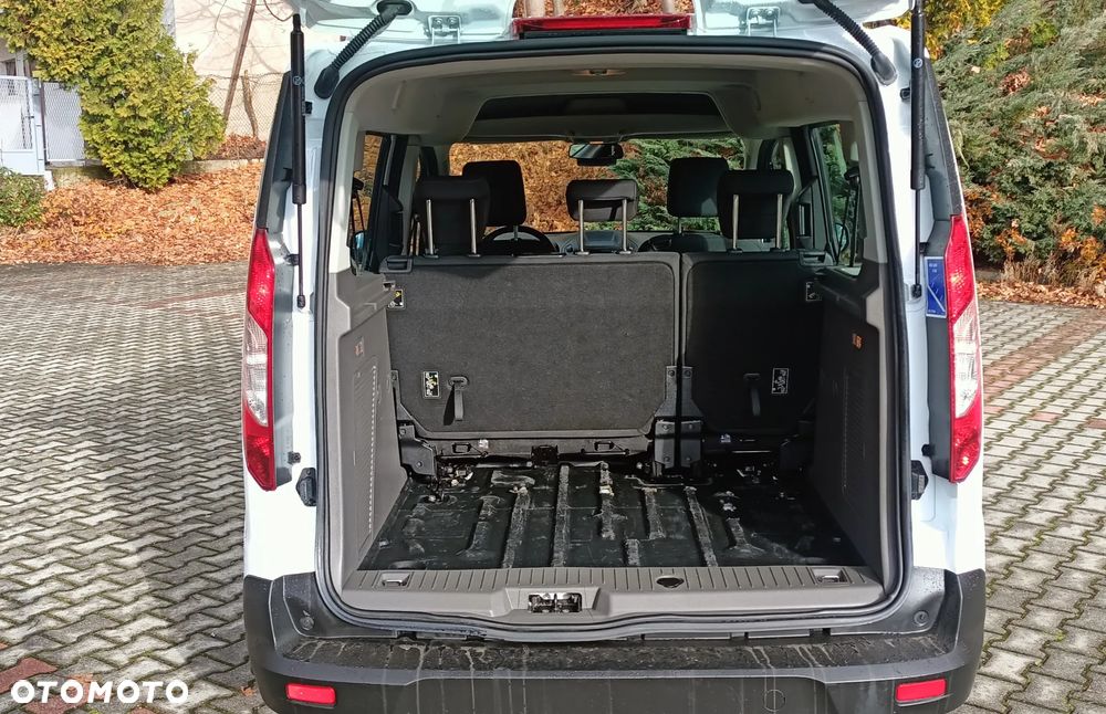 Ford Transit Connect - 14
