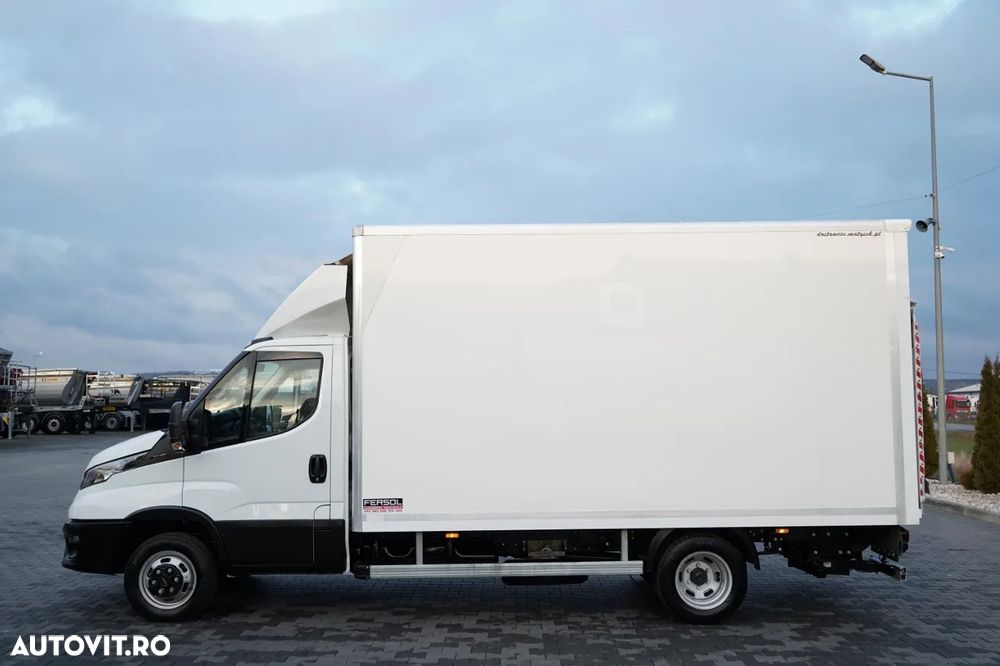 Iveco DAILY 35-160 / 4.3 M CONTAINER / DHOLLANDIA LIFT / TWIN / MASĂ NETĂ: 3500 KG - 3