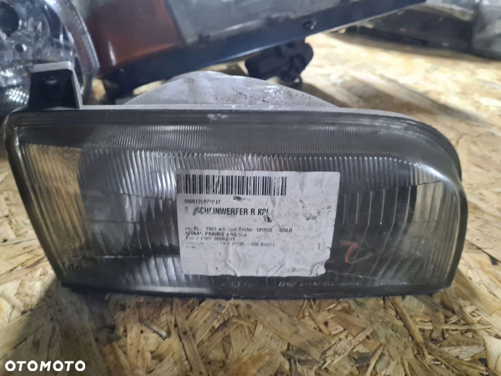 reflektor lampa prawa przód nissan prairie - 1
