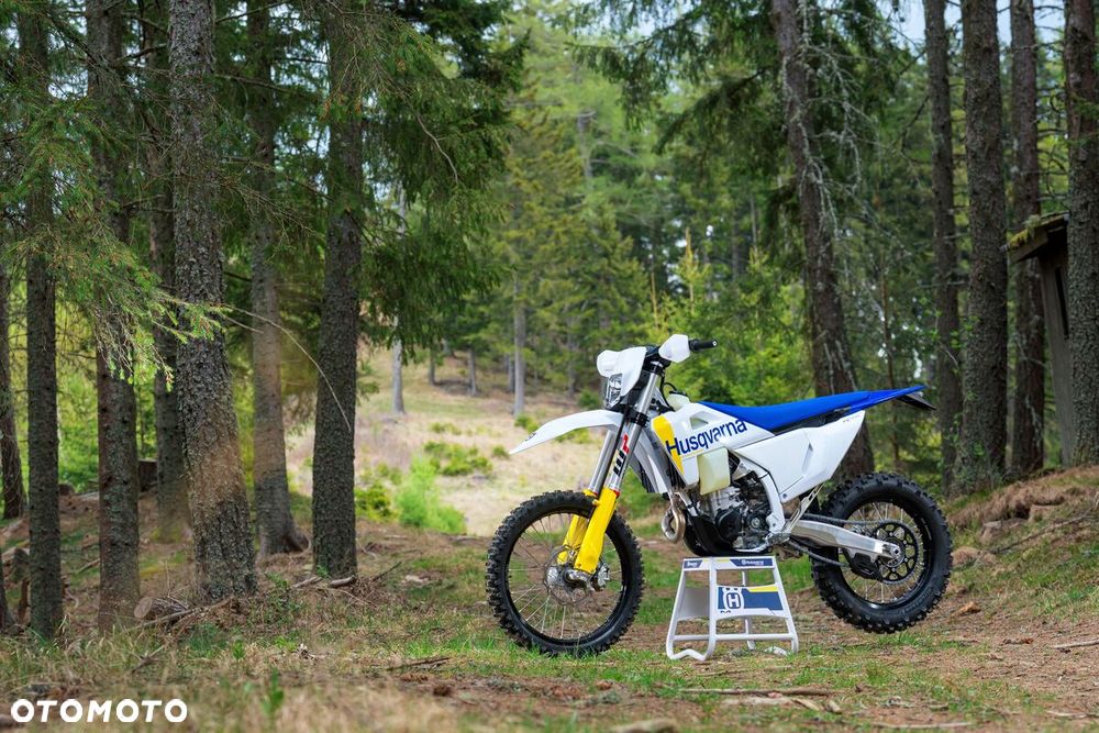 Husqvarna FE - 11