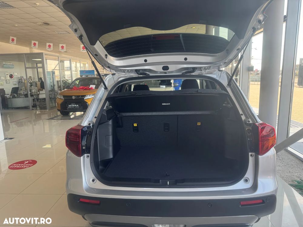 Suzuki Vitara 1.4 Boosterjet 6AT MHEV Passion - 6