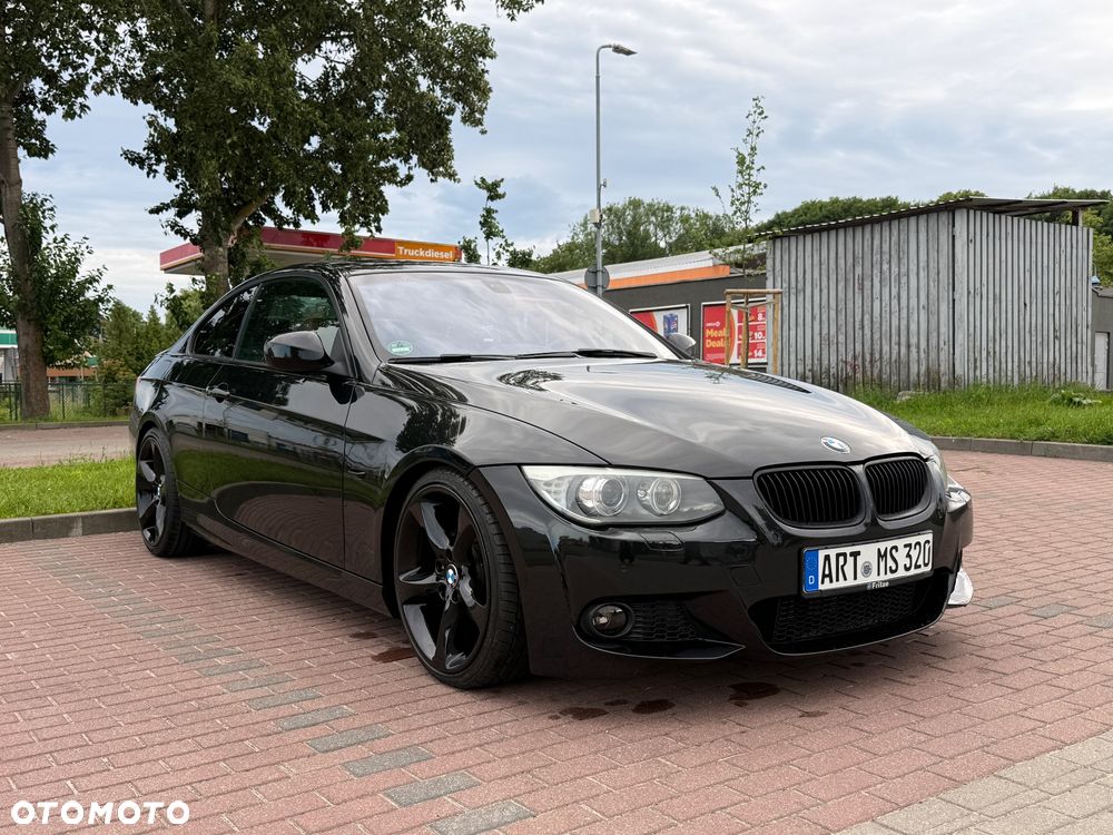 BMW Seria 3 320d Edition Exclusive - 4
