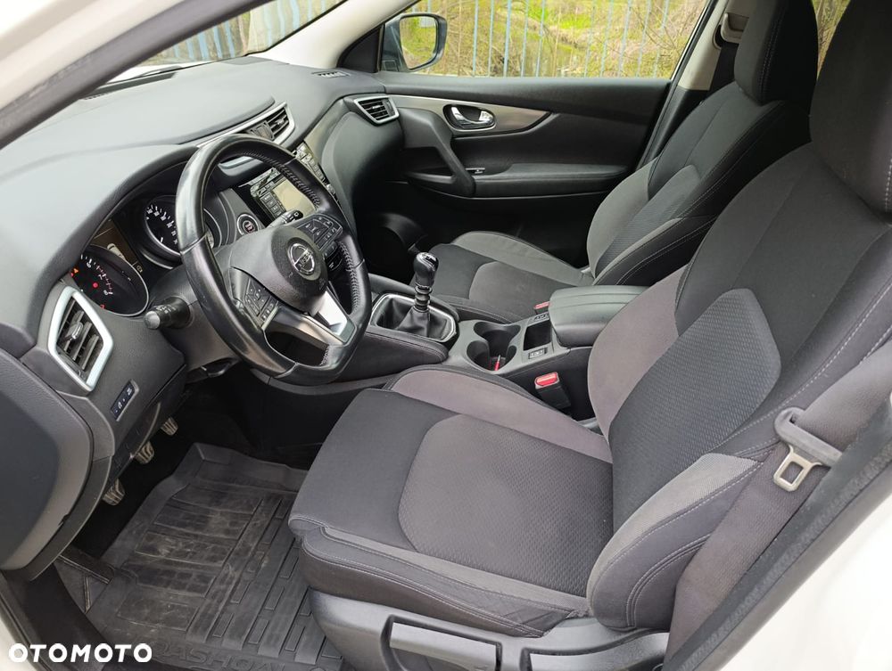 Nissan Qashqai 1.3 DIG-T Tekna - 9
