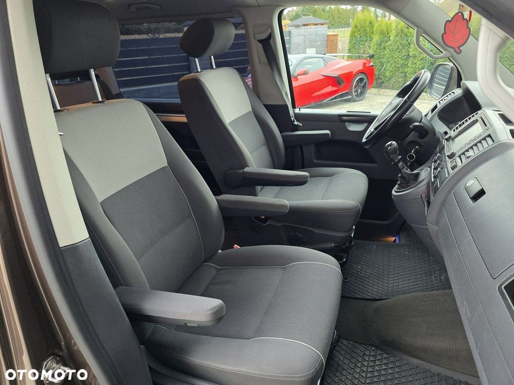 Volkswagen Multivan - 7