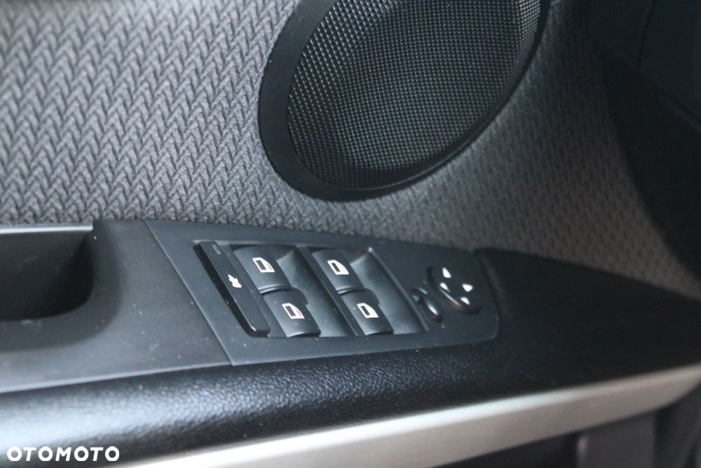 BMW Seria 3 318d - 20