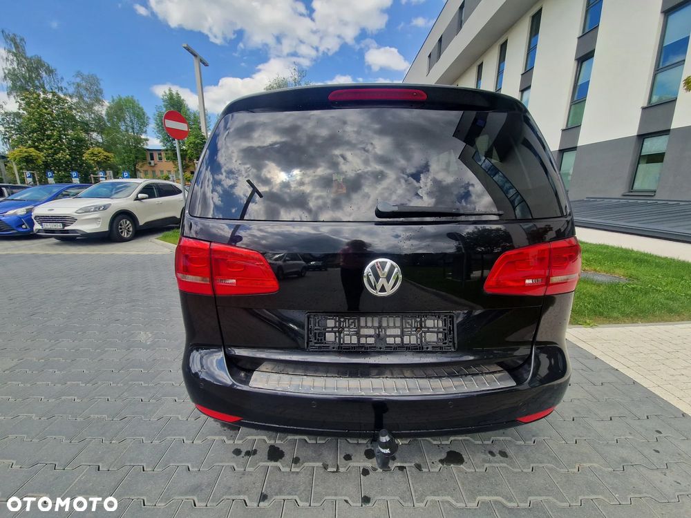 Volkswagen Touran - 6