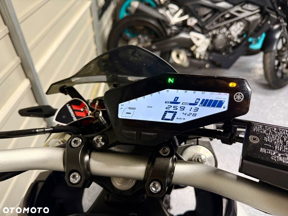 Yamaha MT - 11