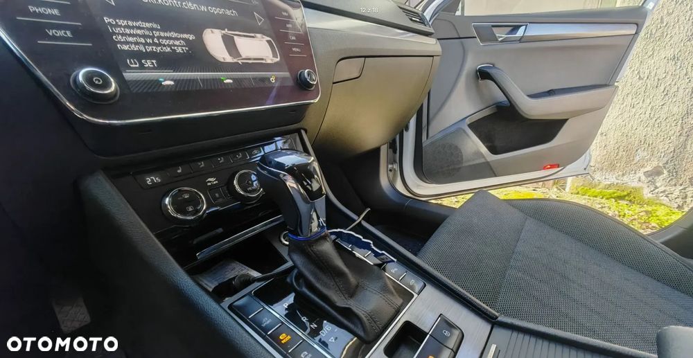 Skoda Superb 1.4 TSI Plug-In Hybrid Style DSG - 9
