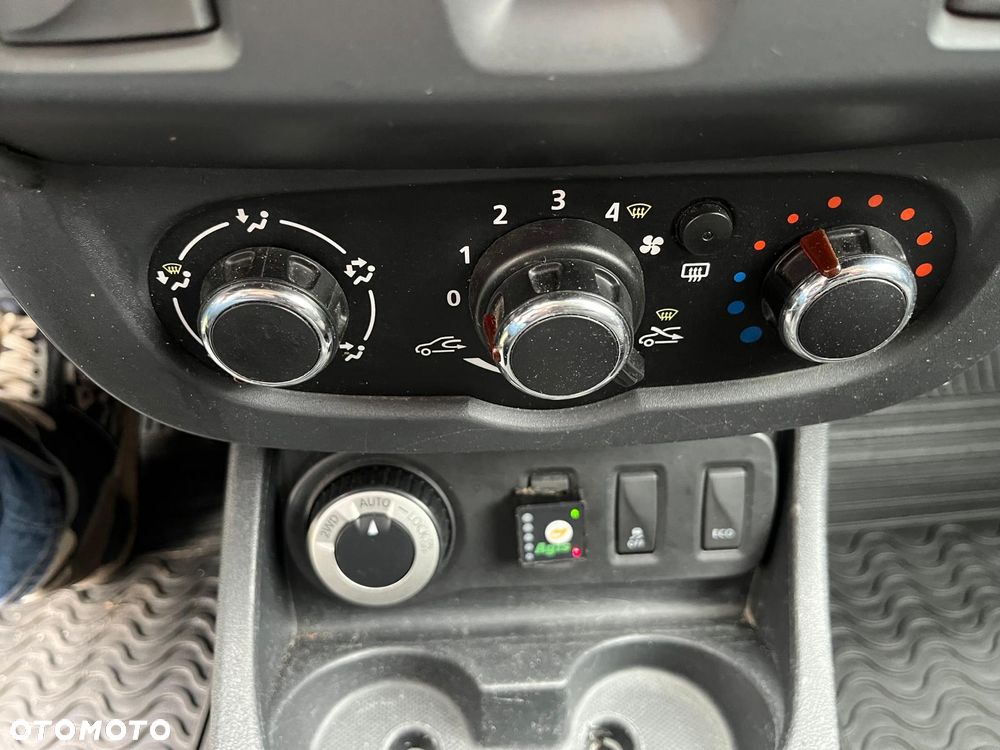 Dacia Duster - 8