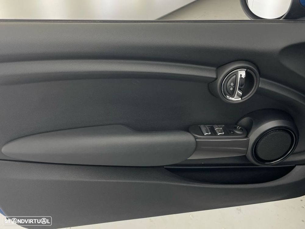 MINI Cabrio One - 15