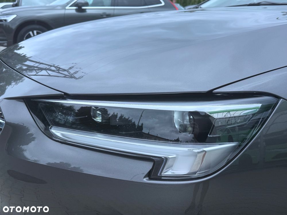 Opel Insignia - 37