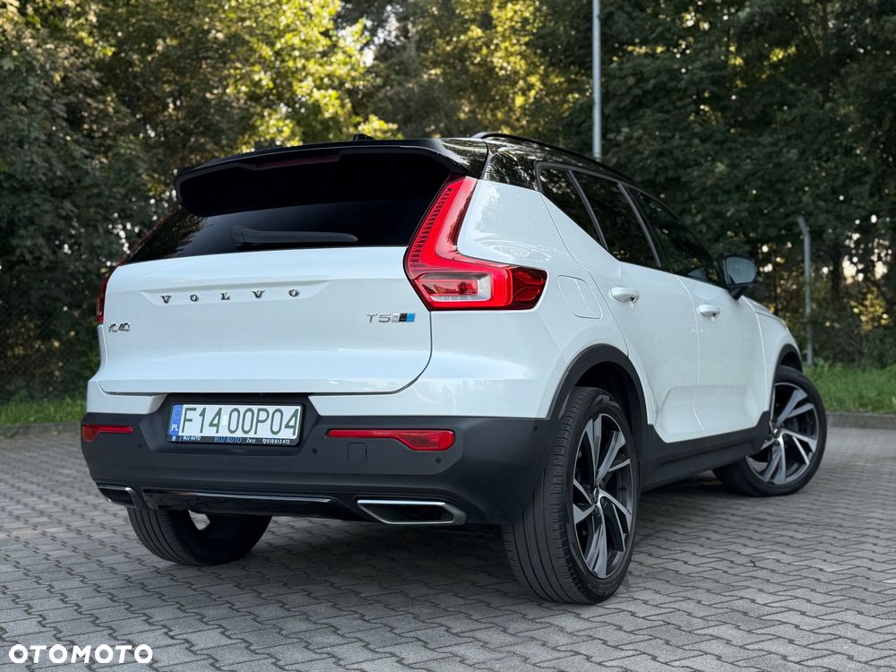 Volvo XC 40 T5 AWD Geartronic R-Design - 9
