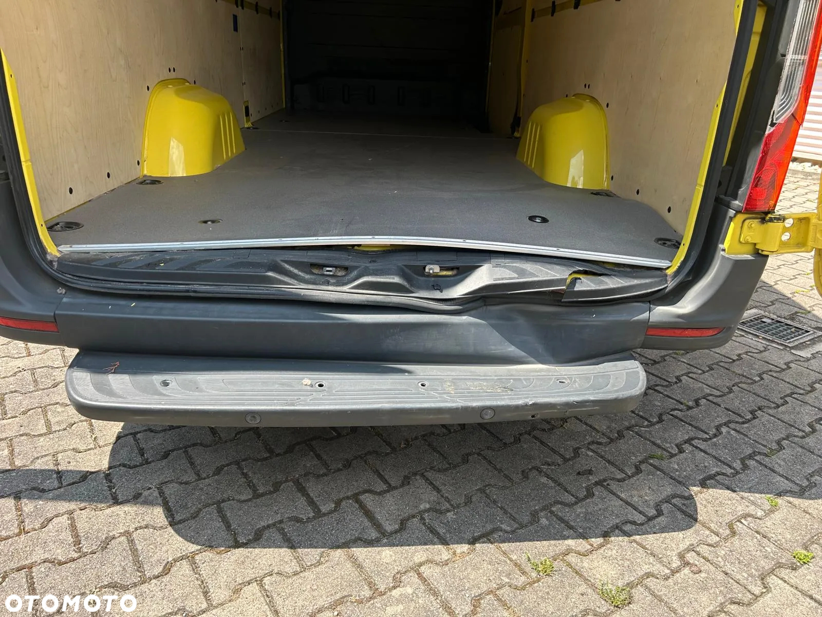 Mercedes-Benz Mercedes - 14