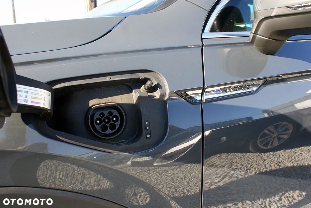 Volkswagen Tiguan 1.5 eHybrid OPF DSG Elegance - 13
