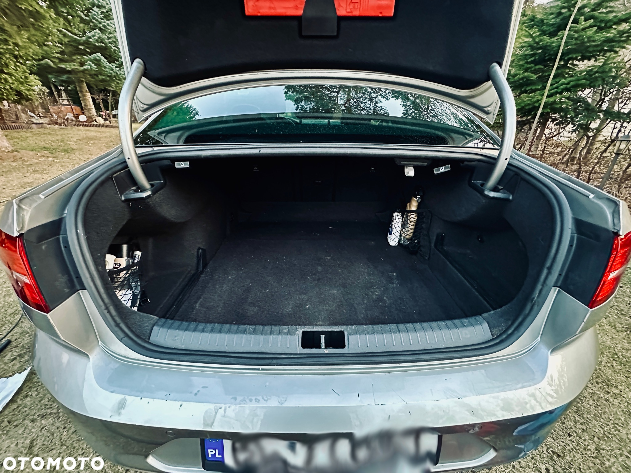 Volkswagen Passat - 13