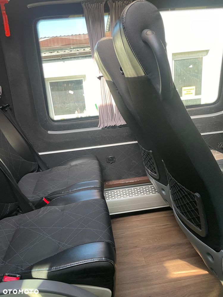 Mercedes-Benz Sprinter 519 907 - 22