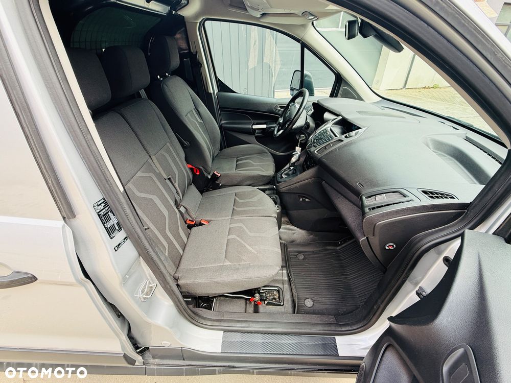 Ford Transit Connect - 17
