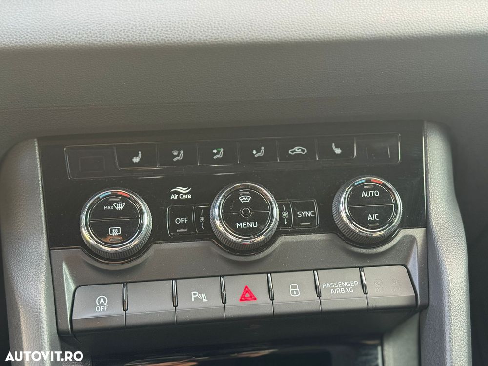 Skoda Karoq 2.0 TDI SCR 4x4 DSG Sportline - 21