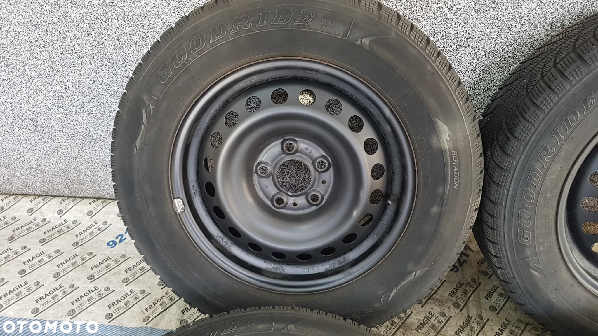 KOŁAZIMA  RENAULT KADJAR 5X114,3  6,5JX16 215/65R16 CZUJNIKI TMPS - 5
