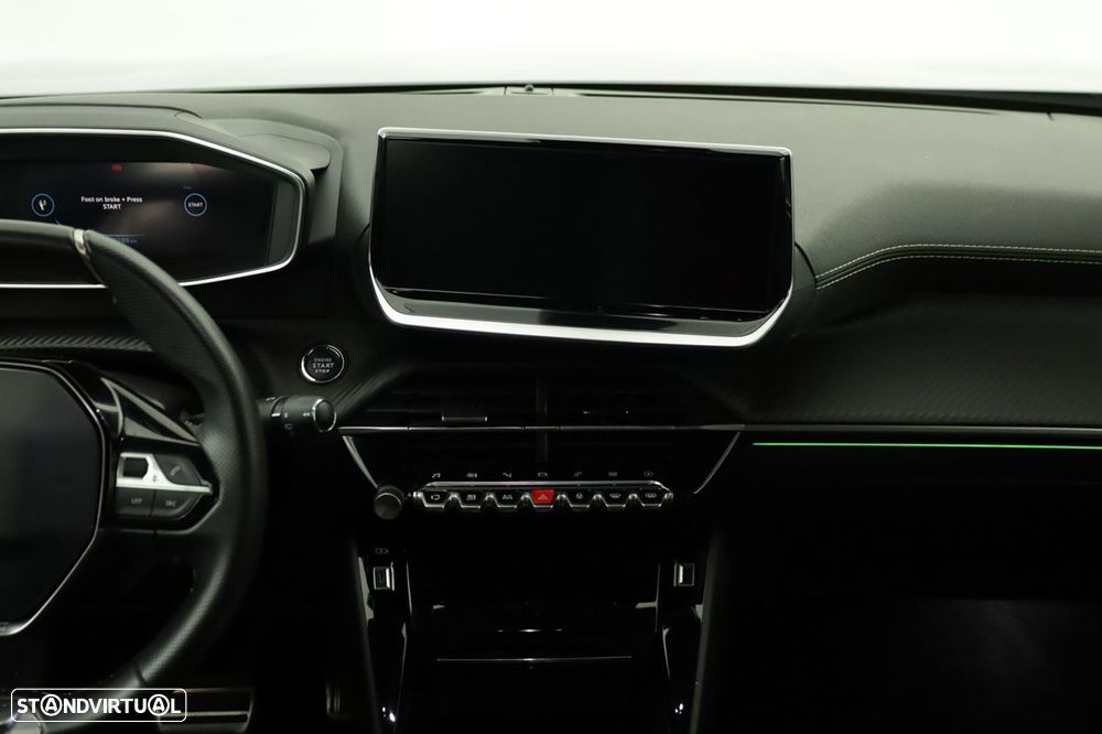 Peugeot e-2008 50 kWh GT - 10