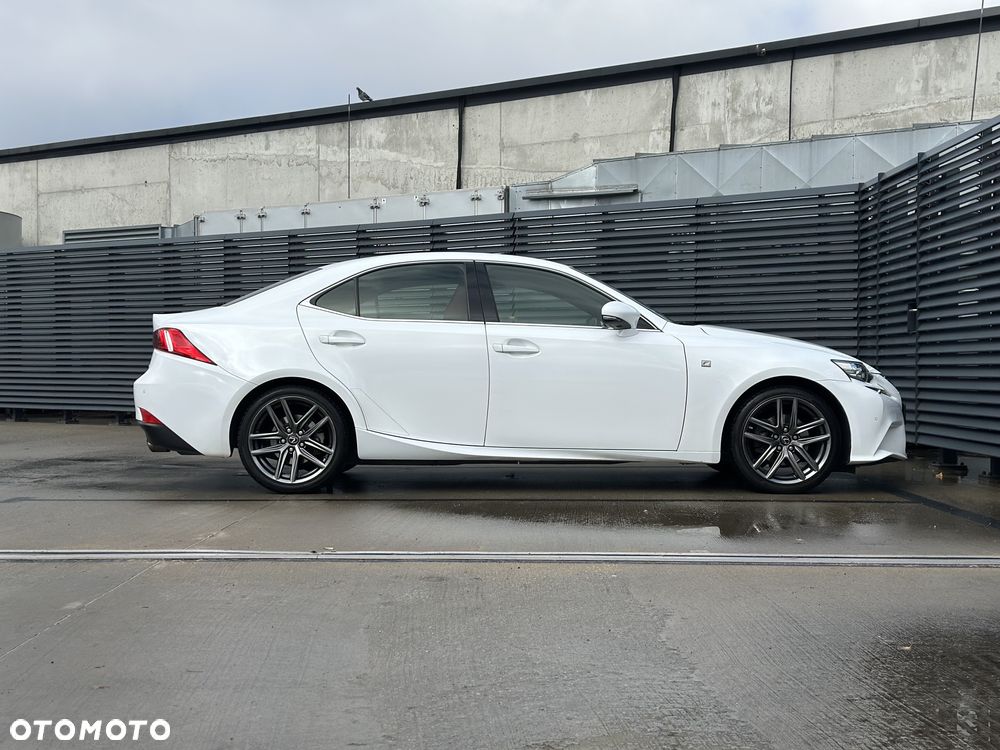 Lexus IS 250 F Sport - 7
