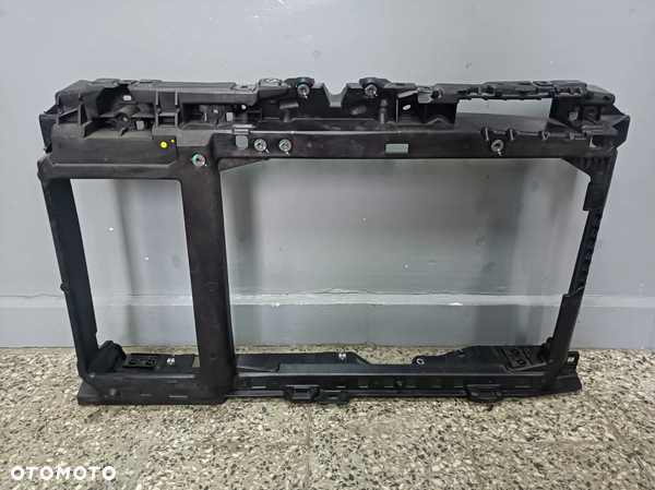 Pas przedni wzmocnienie Citroen Peugeot Opel 9823718480