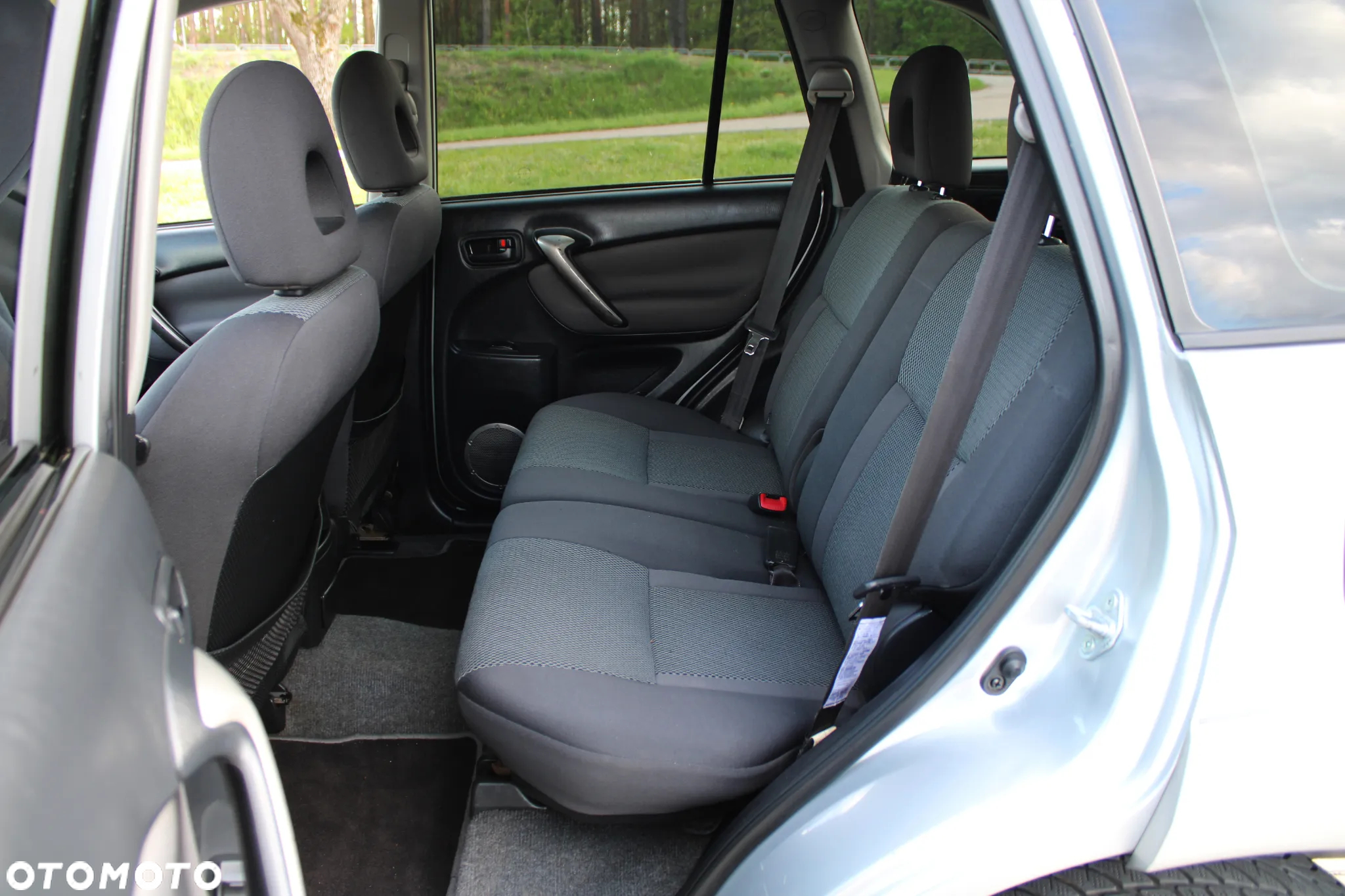 Toyota RAV4 - 27
