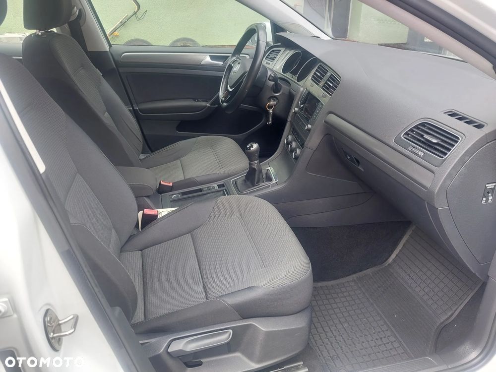 Volkswagen Golf 1.2 TSI BlueMotion Technology MATCH - 5