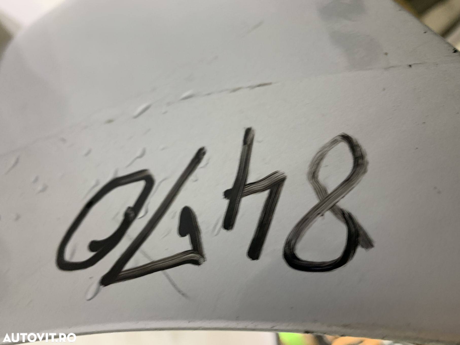 Bara fata Skoda Fabia 3, 2014, 2015, 2016, 2017, 2018, cod origine OE 6V0807221, cu gauri pentru spalatori faruri. - 13