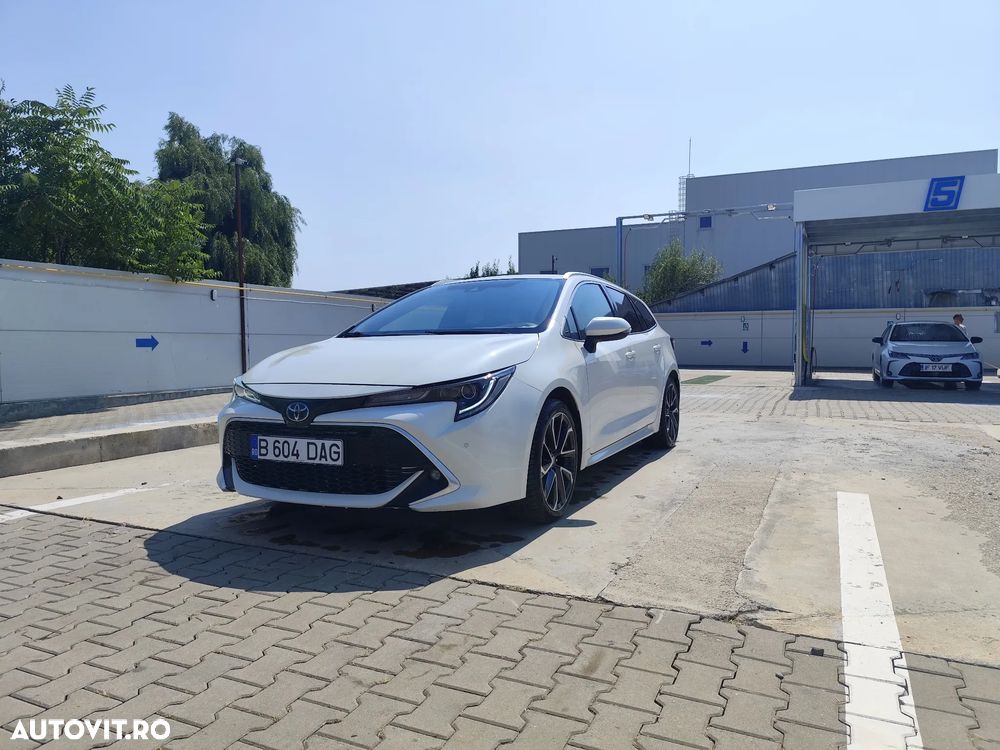 Toyota Corolla - 1
