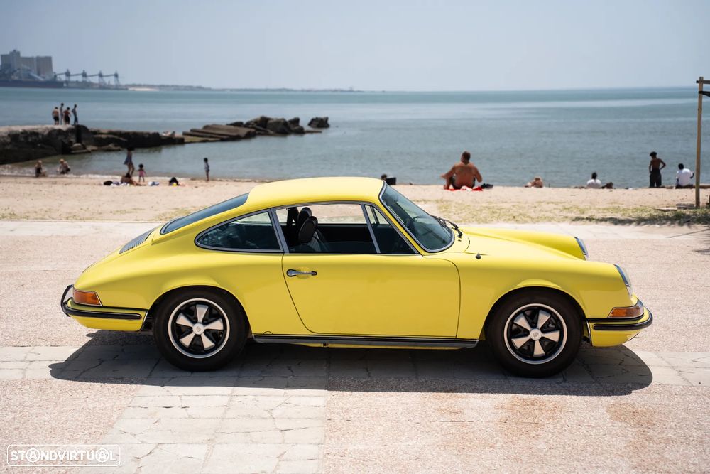 Porsche 911 Série F - 10