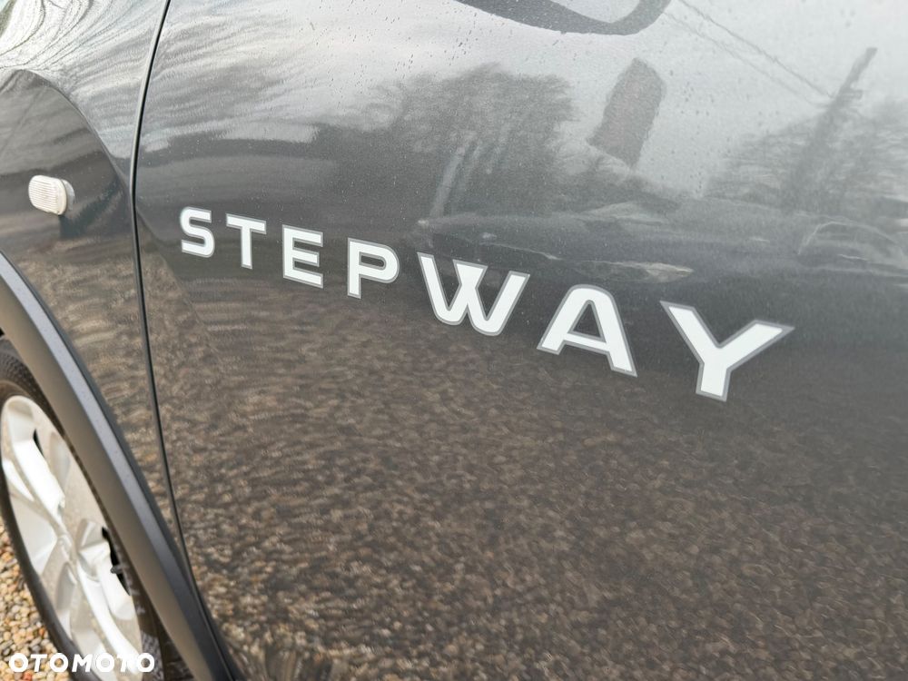 Dacia Lodgy TCe 115 Stepway - 27