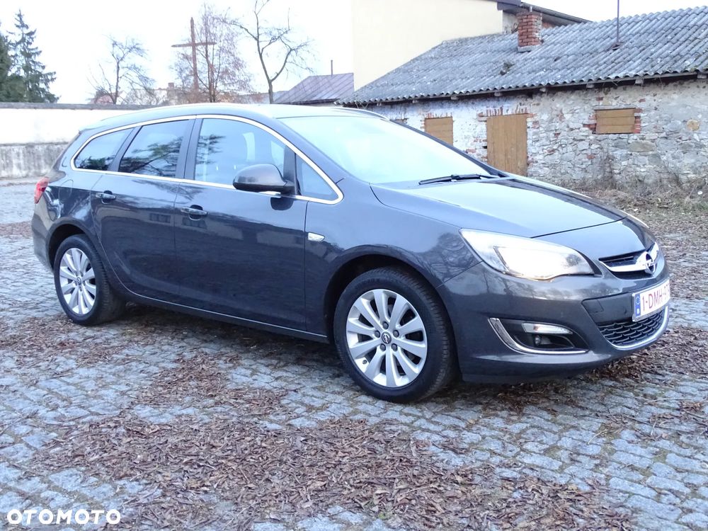 Opel Astra 1.6 CDTI DPF ecoFLEX TourerStart/Stop Exklusiv - 2