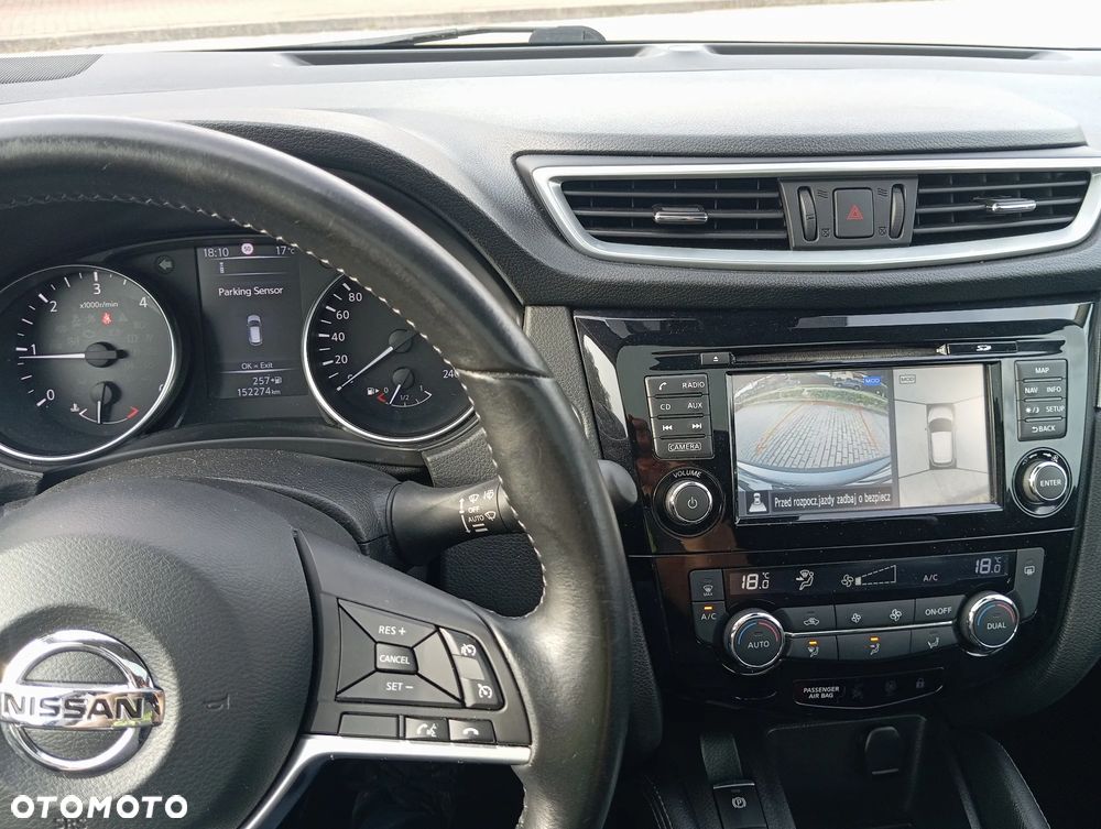 Nissan Qashqai 1.5 dCi N-Connecta - 7