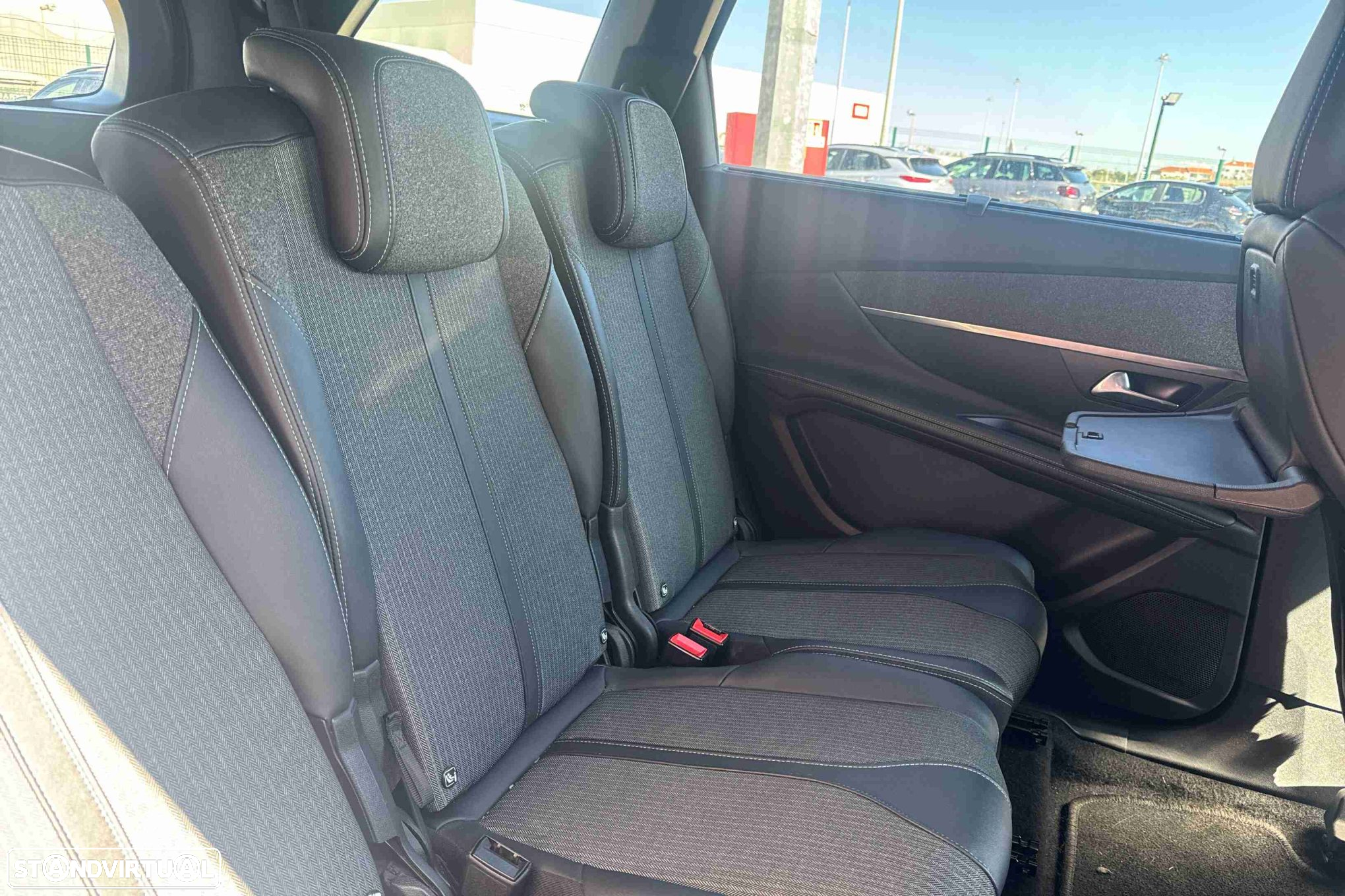 Peugeot 5008 1.2 PureTech Allure Pack - 10