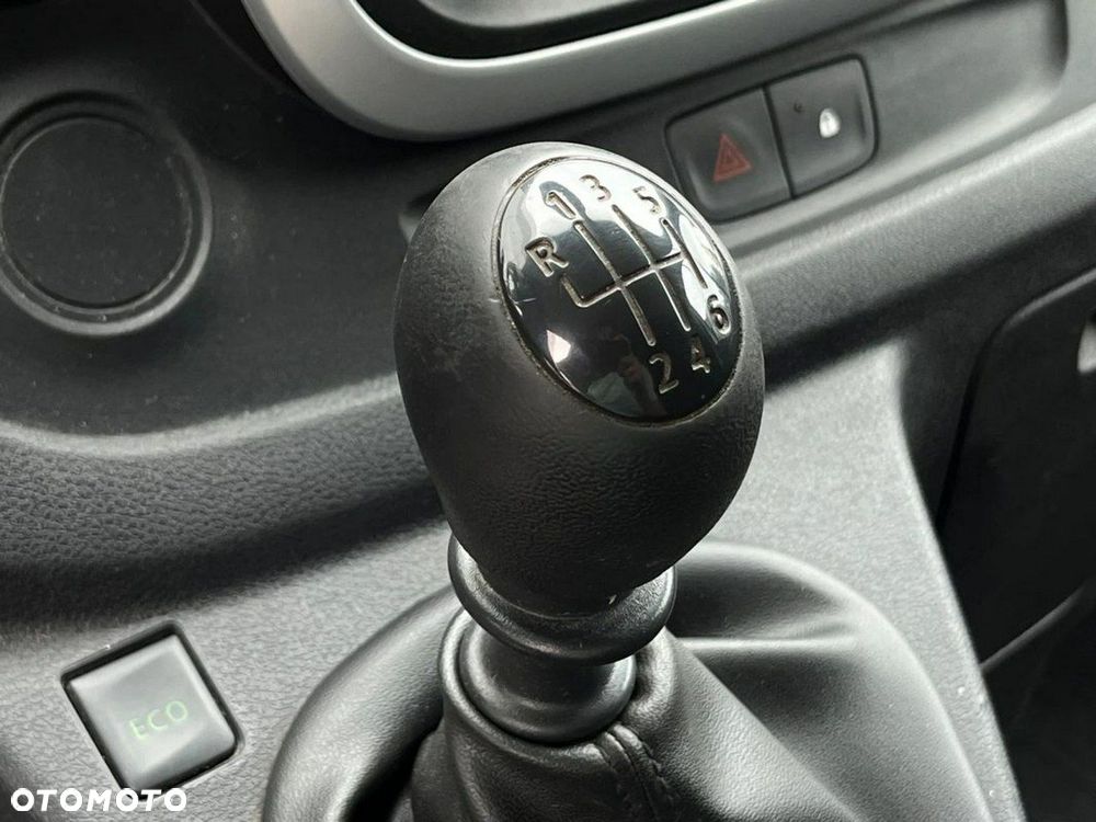 Renault Trafic - 29